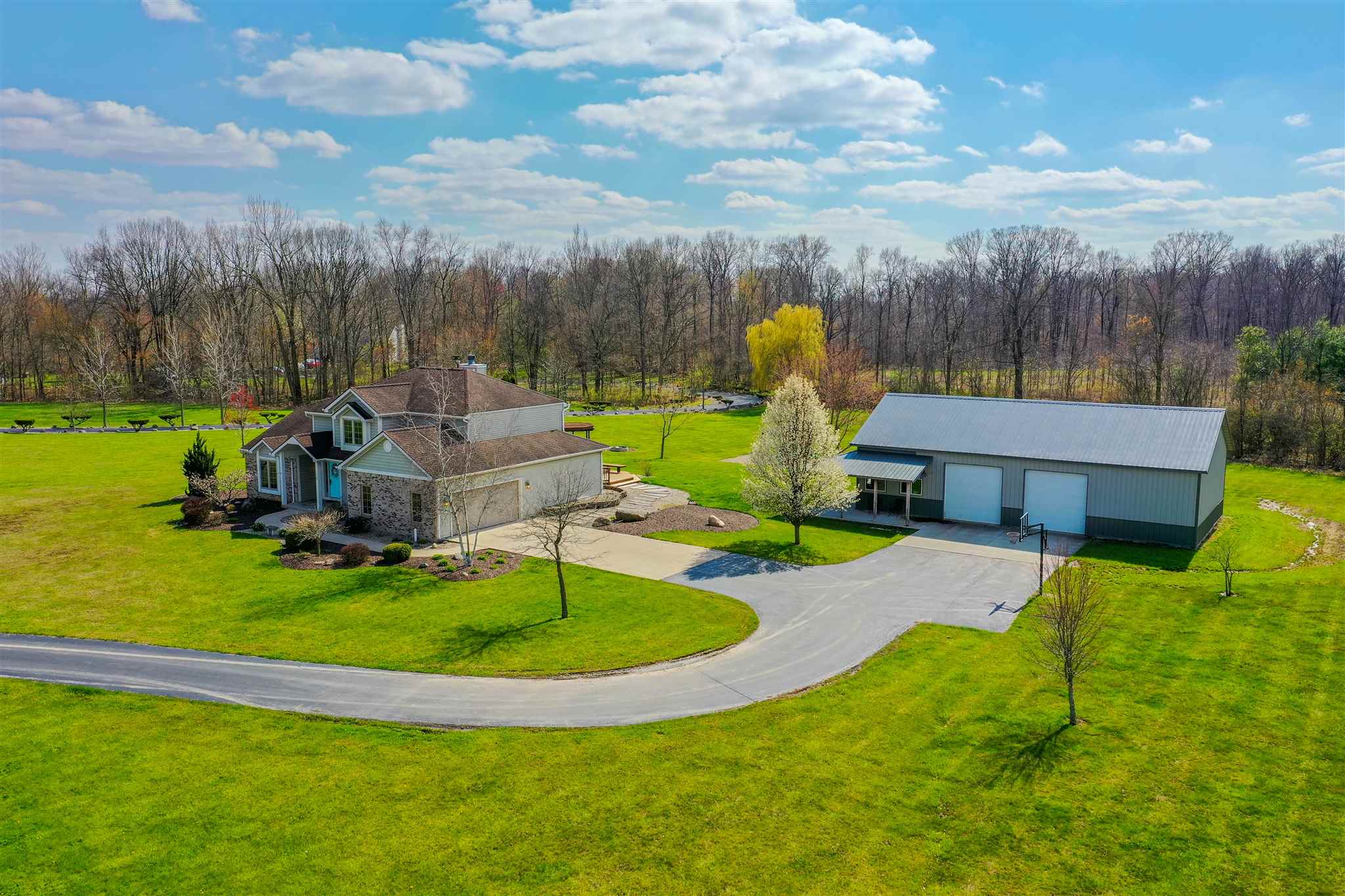 6849 West Maple Grove Road Huntington, IN 46750 - Photo 3 of 36 Gallery Image 3