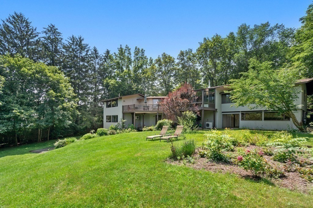20 Meadowbrook Road Westwood, MA 02090 - Photo 33 of 36 a house view with a garden space