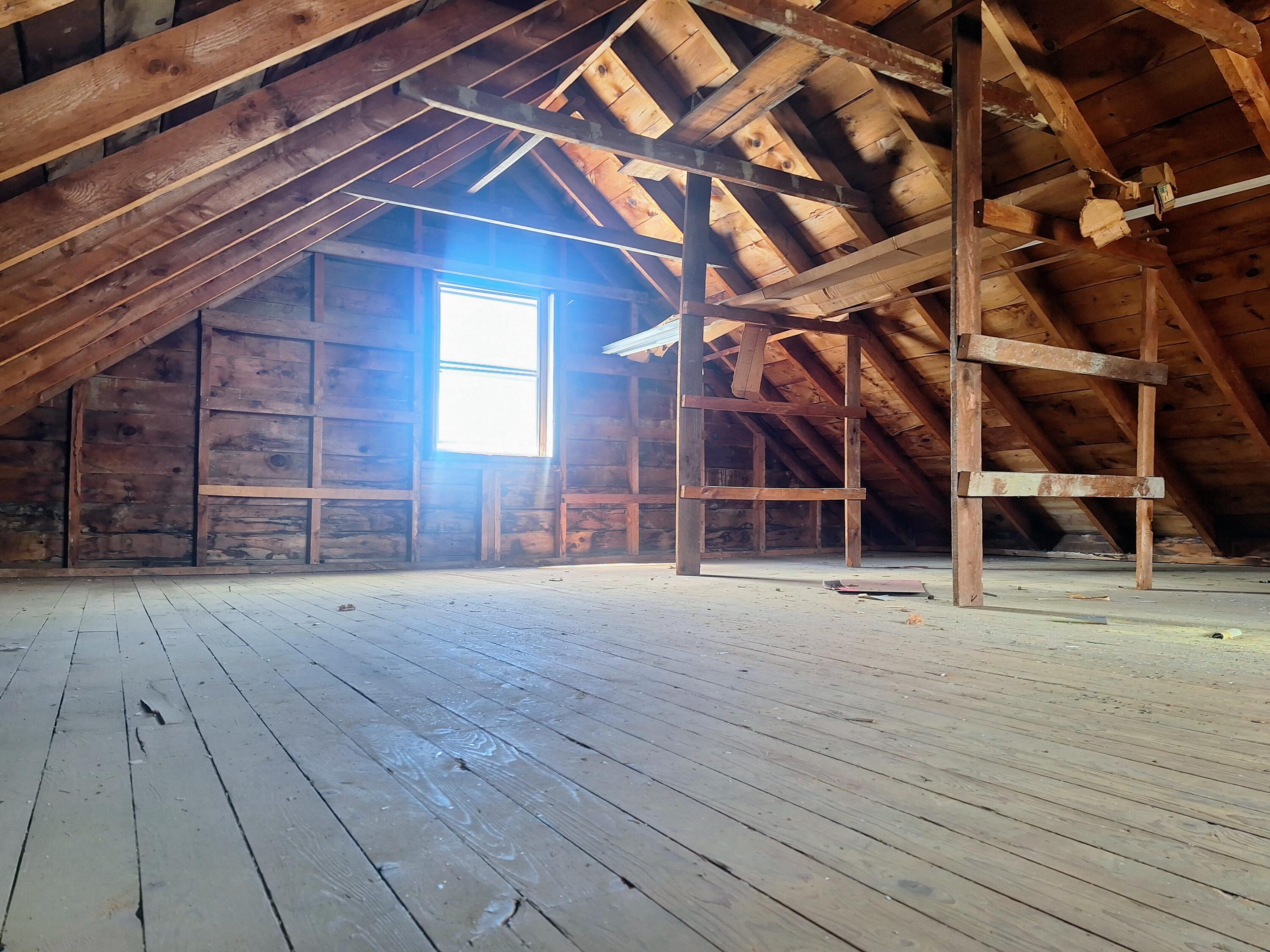 25 8th Street Auburn, ME 04210 - Photo 40 of 40 Garage