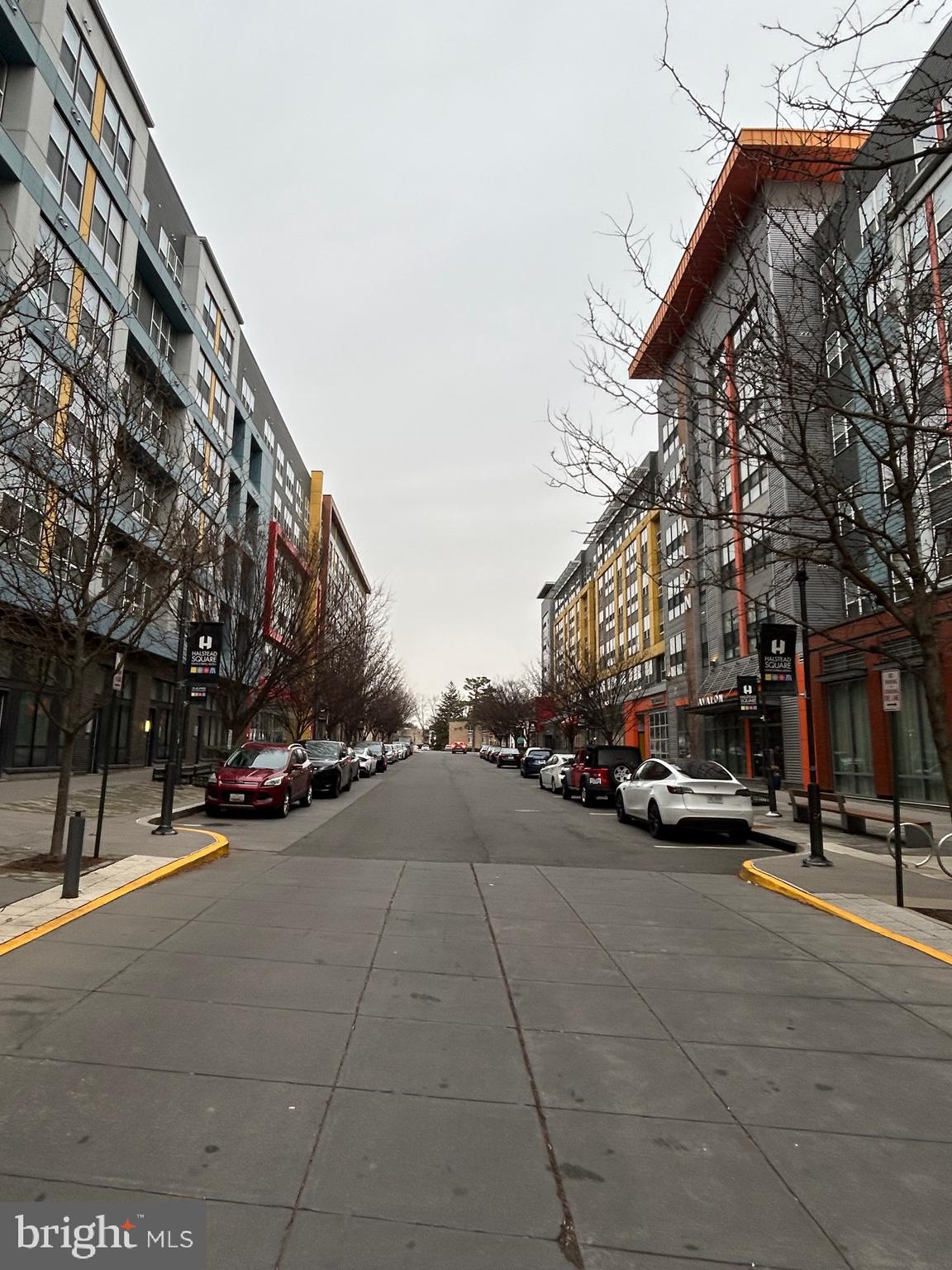 2726 Gallows Road, Unit 1104 Vienna, VA 22180 - Photo 34 of 37 a view of a street with cars