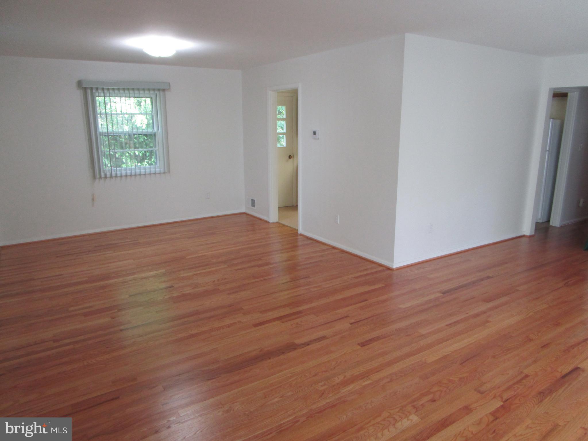 1109 Ruppert Road Silver Spring, MD 20903 - Photo 5 of 31