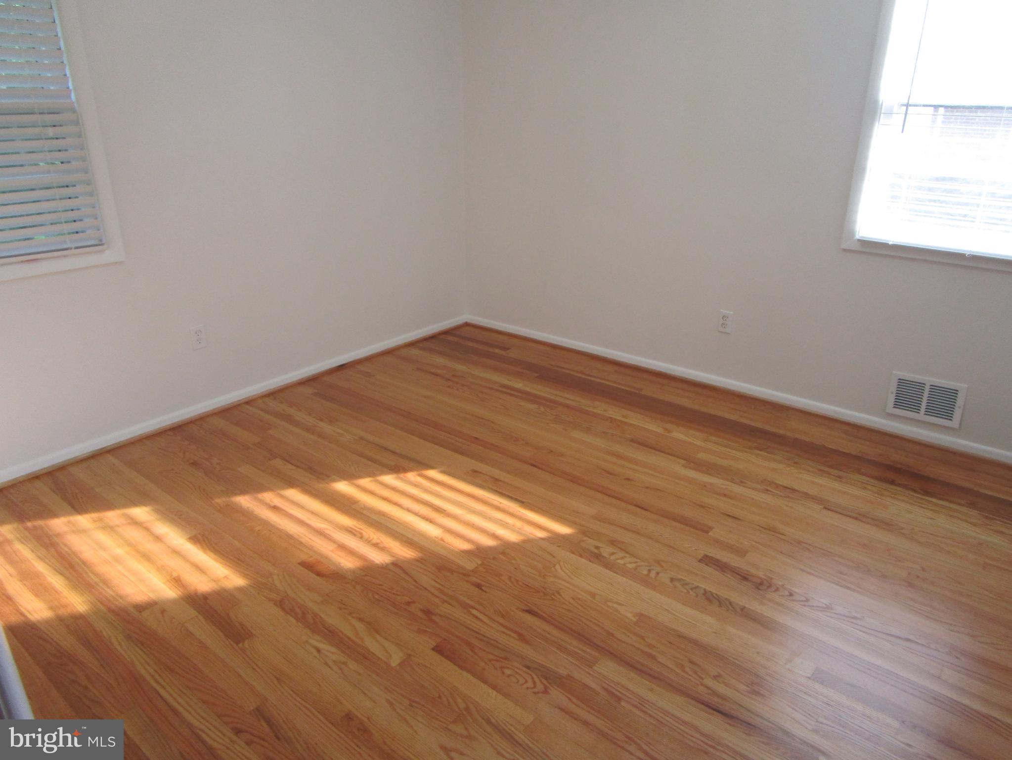 1109 Ruppert Road Silver Spring, MD 20903 - Photo 7 of 31