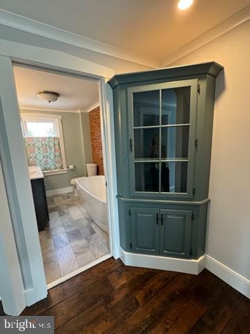 922 Grofftown Road Lancaster, PA 17602 - Photo 32 of 67 CHARMING CORNER CABINET 2D FLOOR