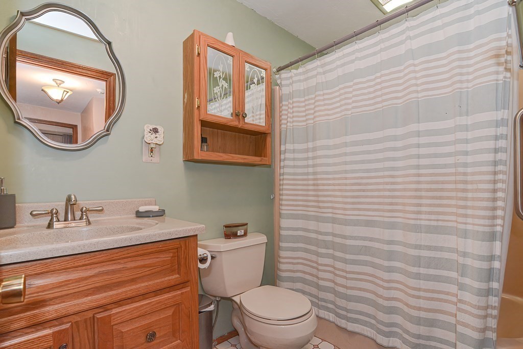 50 Woodside Road Spencer, MA 01562 - Photo 17 of 36 Gallery Image 17