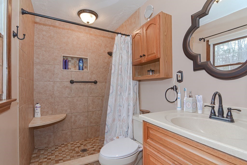 50 Woodside Road Spencer, MA 01562 - Photo 21 of 36 Gallery Image 21