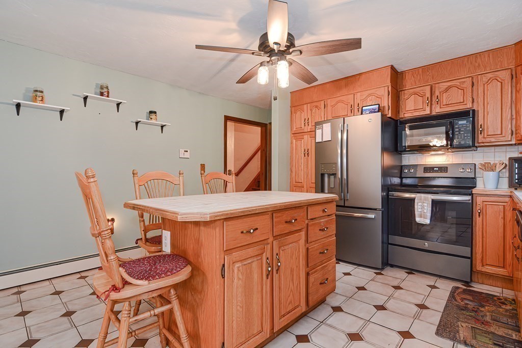 50 Woodside Road Spencer, MA 01562 - Photo 8 of 36 Gallery Image 8