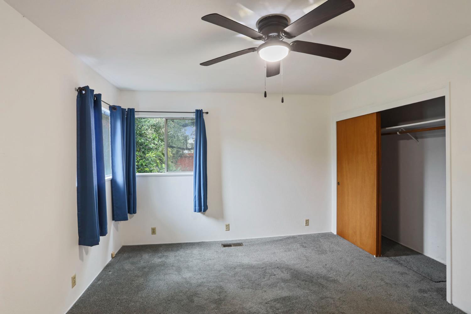 2755 Inman Avenue Stockton, CA 95204 - Photo 19 of 34 a view of an empty room with a window