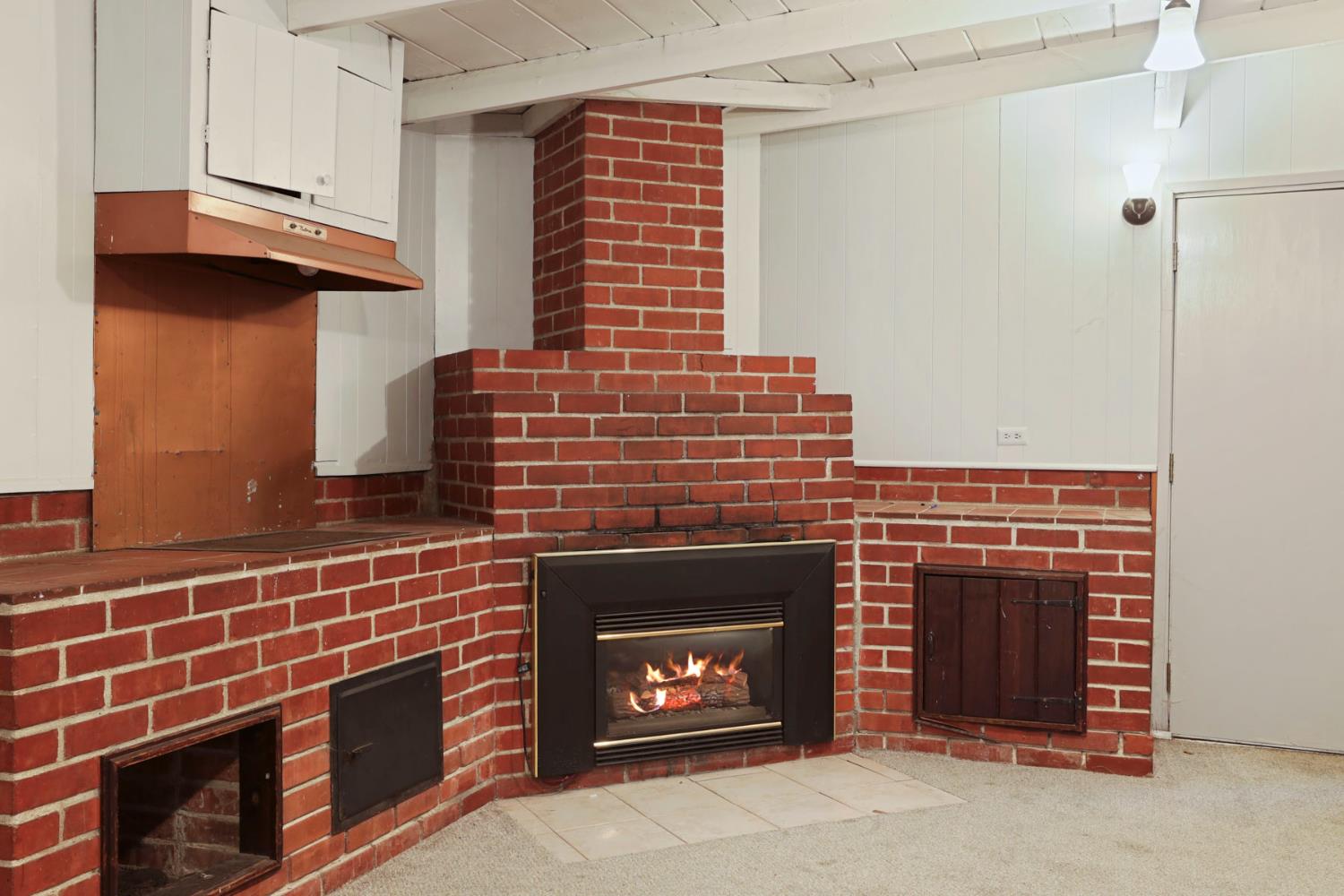 2755 Inman Avenue Stockton, CA 95204 - Photo 29 of 34 a stove top oven sitting inside of a kitchen