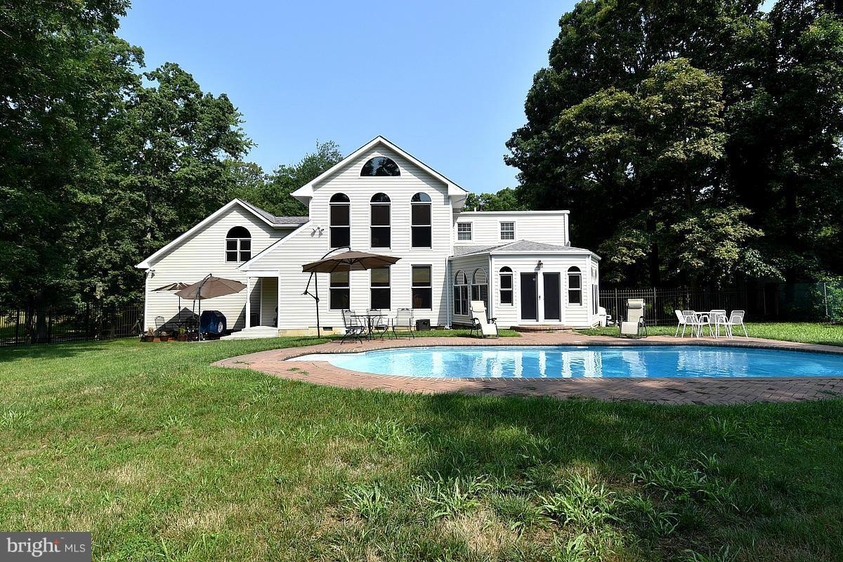 304 Manning Road East Accokeek, MD 20607 - Photo 2 of 30 Your own private retreat