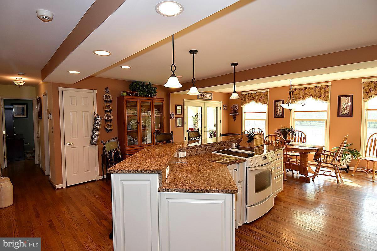 304 Manning Road East Accokeek, MD 20607 - Photo 12 of 30 Granite counter tops