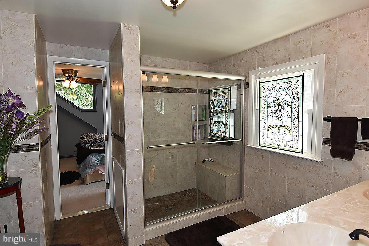 304 Manning Road East Accokeek, MD 20607 - Photo 21 of 30 Bath (Master)