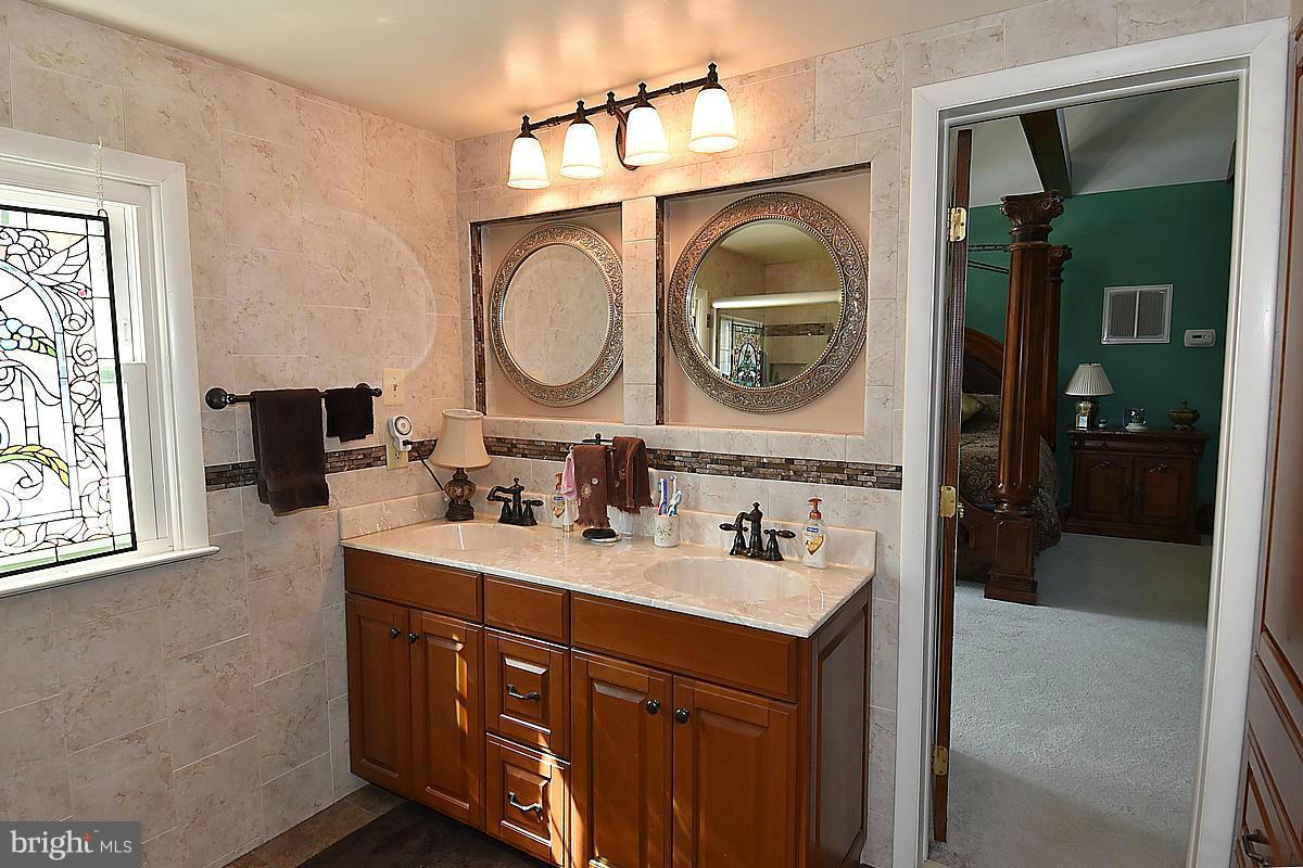 304 Manning Road East Accokeek, MD 20607 - Photo 24 of 30 Bath (Master)