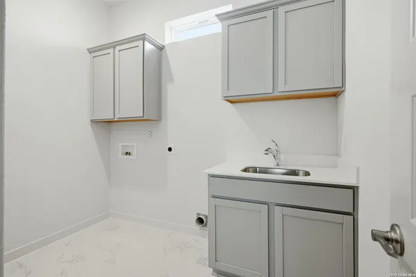 $474,999 | 10256 Bartenheim Road, Schertz, TX 78154