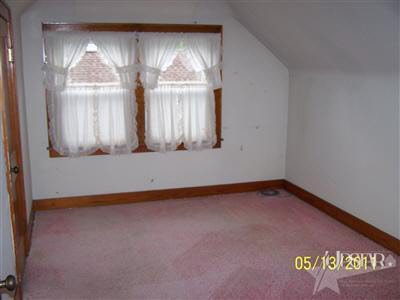 933 Dierkes Street Decatur, IN 46733 - Photo 9 of 11