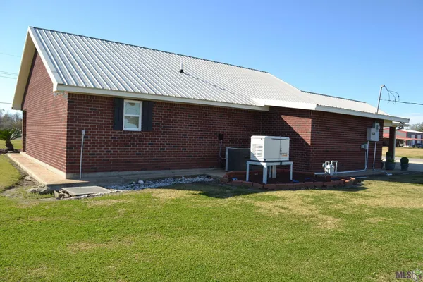 $198,000 | 15819 East Main Street, Cut Off, LA 70345