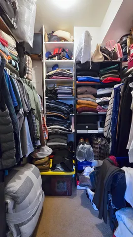 $168,900 | 9601 Karlov Avenue, Unit 104, Oak Lawn, IL 60453