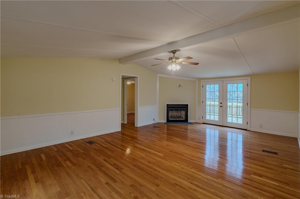 3354 Haystack Road Mount Airy, NC 27030 - Photo 7 of 33