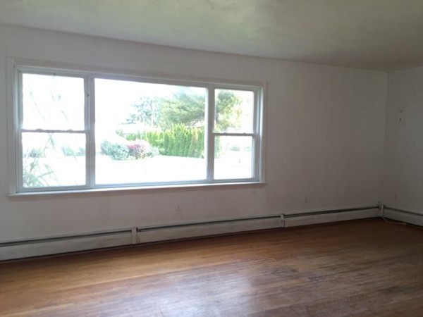 45 Kickemuit Road Warren, RI 02885 - Photo 14 of 16 Gallery Image 14