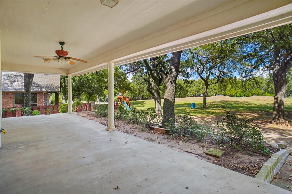 424 Half Moon Way Runaway Bay, TX 76426 - Photo 17 of 21 a view of a out door space
