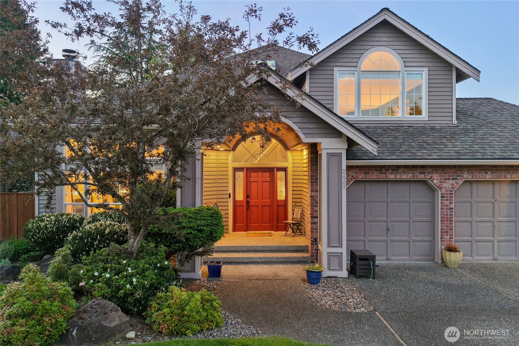 2423 240th Street Southeast Bothell, WA 98021 - Photo 3 of 40