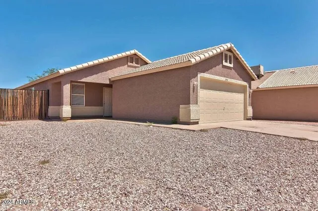 $1,795 | 2080 West 20th Avenue, Apache Junction, AZ 85120