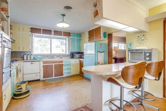 $399,900 | 1525 Jenson Road, Fort Worth, TX 76112