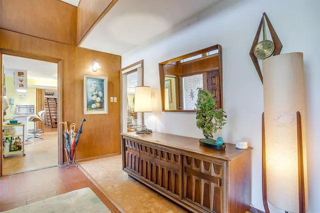 $399,900 | 1525 Jenson Road, Fort Worth, TX 76112