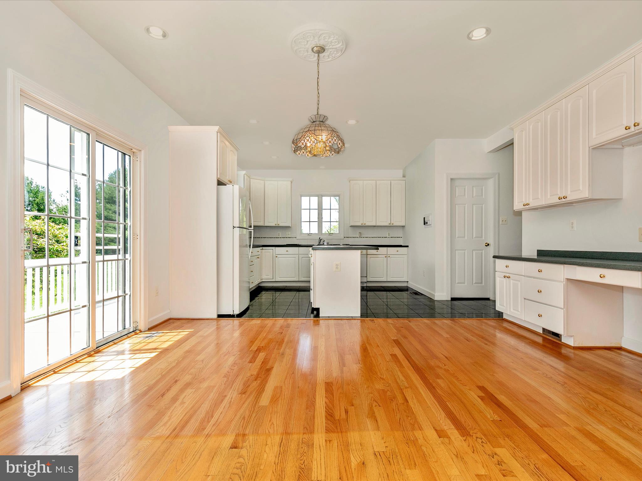 3304 Grayling Drive Mount Airy, MD 21771 - Photo 20 of 80 Kitchen & Breakfast Area