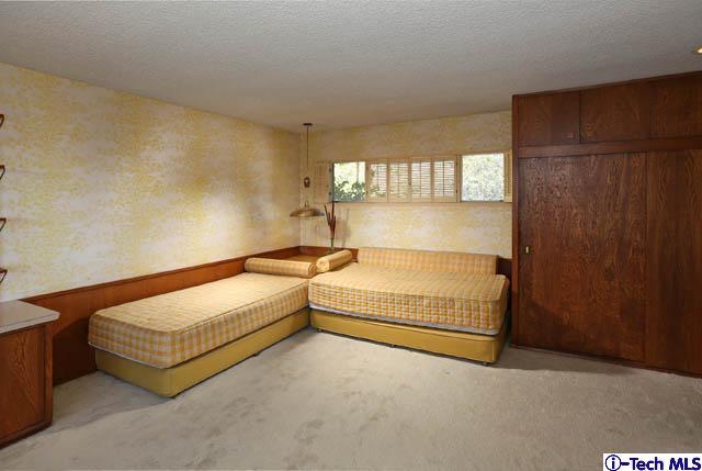 314 View Crest Road Glendale, CA 91202 - Photo 12 of 25 Additional Photo