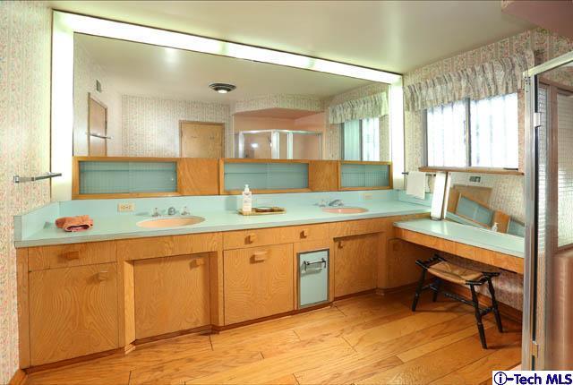 314 View Crest Road Glendale, CA 91202 - Photo 16 of 25 Additional Photo