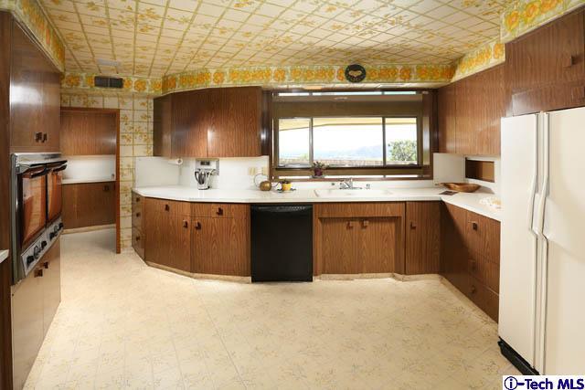 314 View Crest Road Glendale, CA 91202 - Photo 8 of 25 Additional Photo