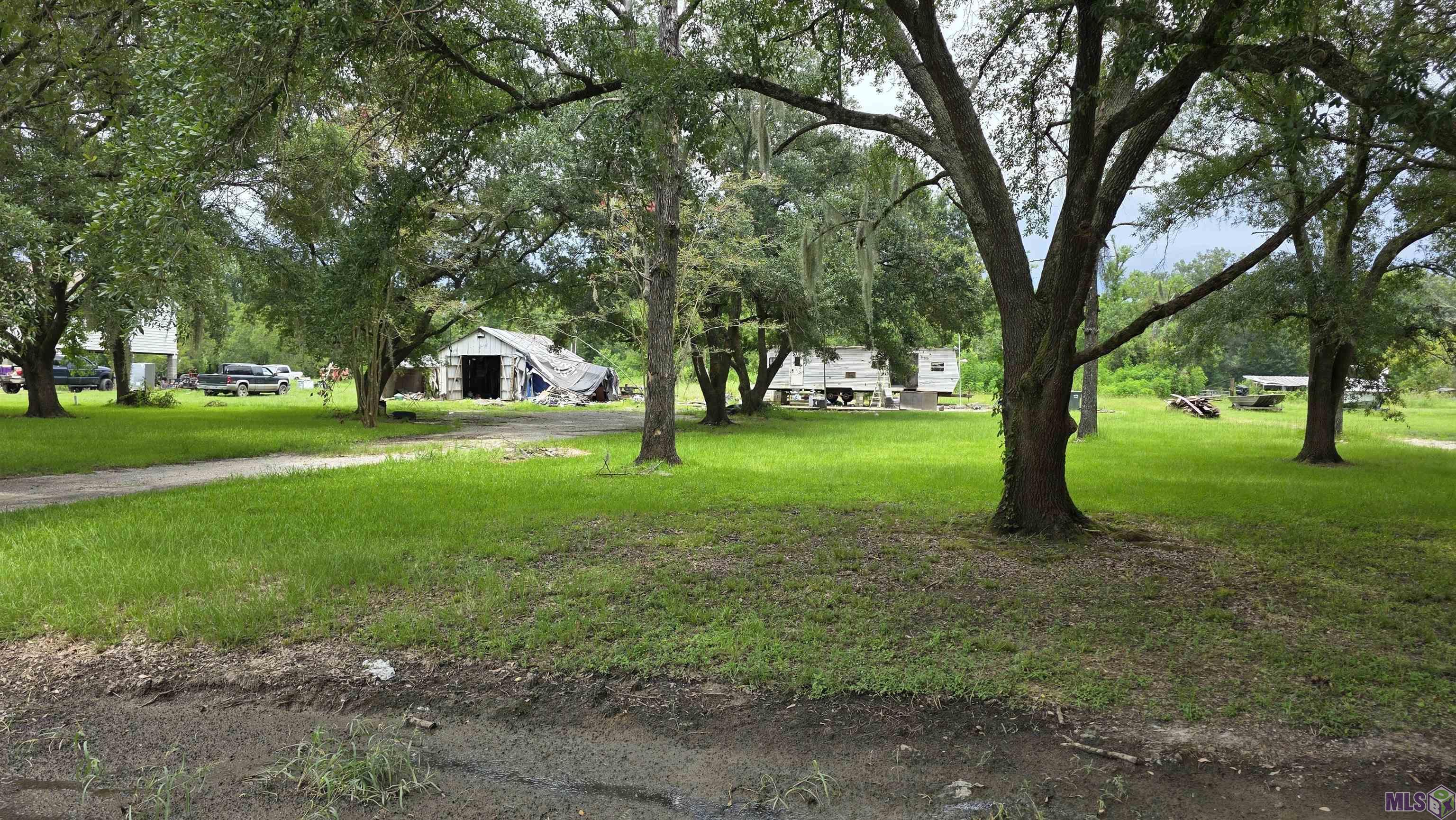 18624 Broussard Road Prairieville, LA 70769 - Photo 6 of 7 Gallery Image 6