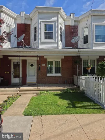 $1,800 | 749 Oak Street, Coatesville, PA 19320