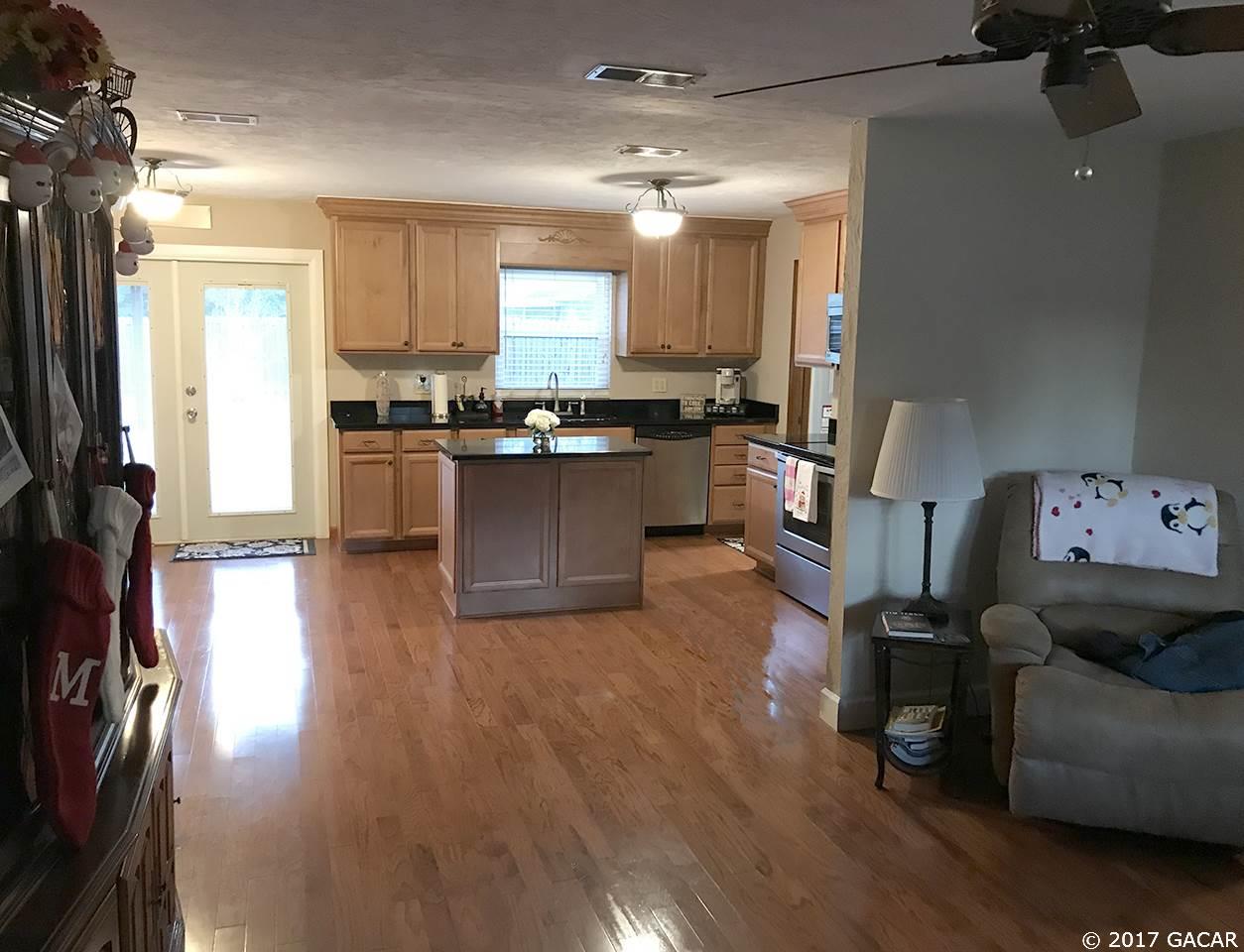 24724 Southwest 2 Road Newberry, FL 32669 - Photo 2 of 25 Gallery Image 2