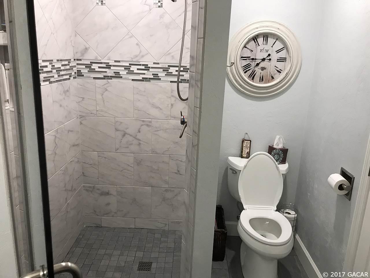 24724 Southwest 2 Road Newberry, FL 32669 - Photo 16 of 25 Gallery Image 16