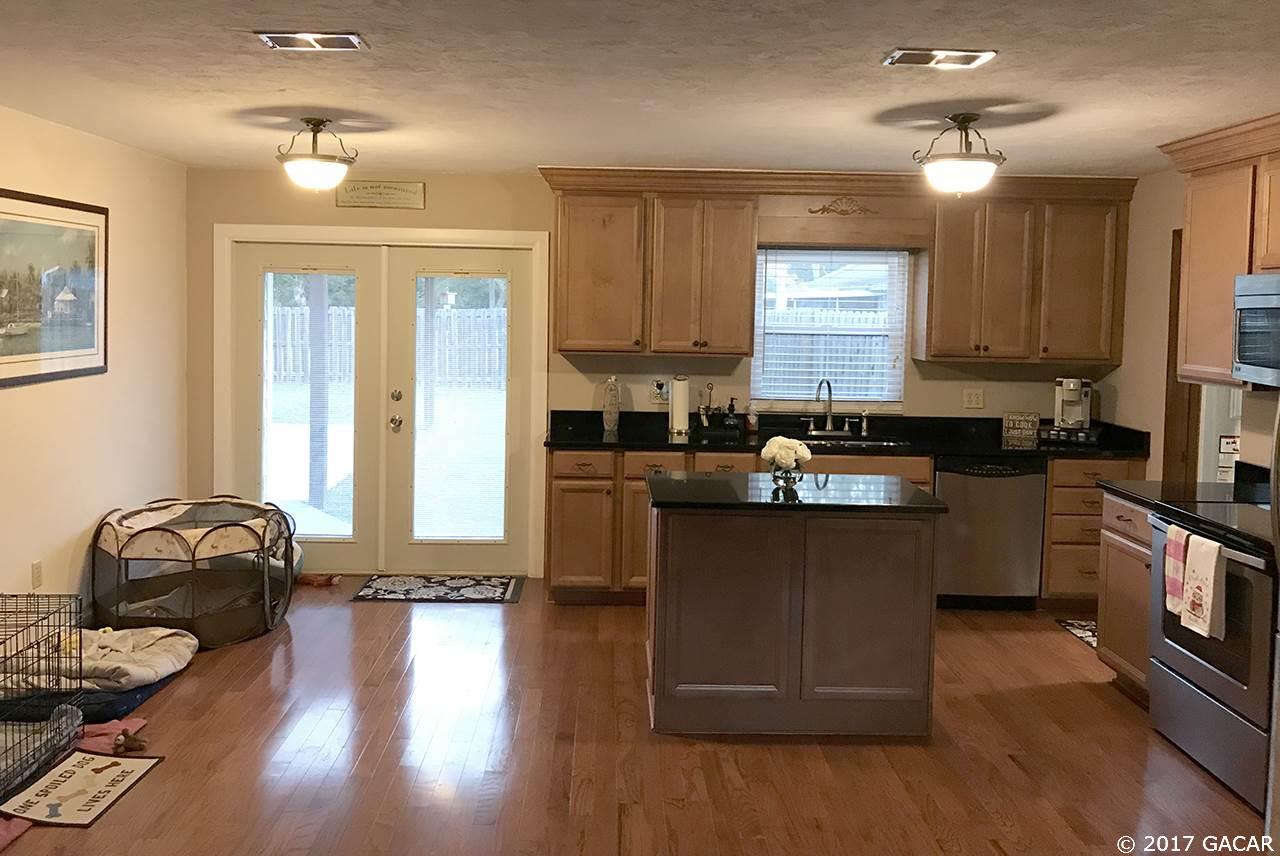 24724 Southwest 2 Road Newberry, FL 32669 - Photo 3 of 25 Gallery Image 3