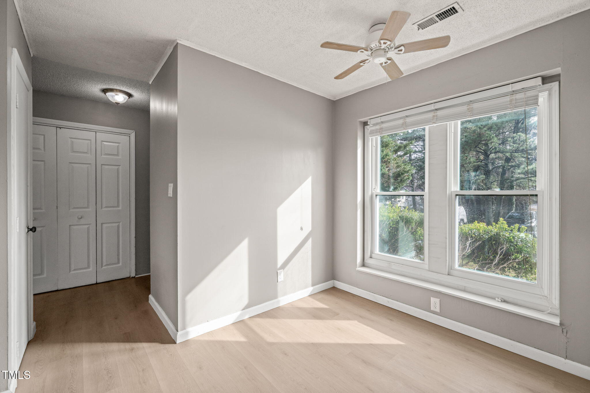 621 Bashford Road Raleigh, NC 27606 - Photo 19 of 29 Dining Area