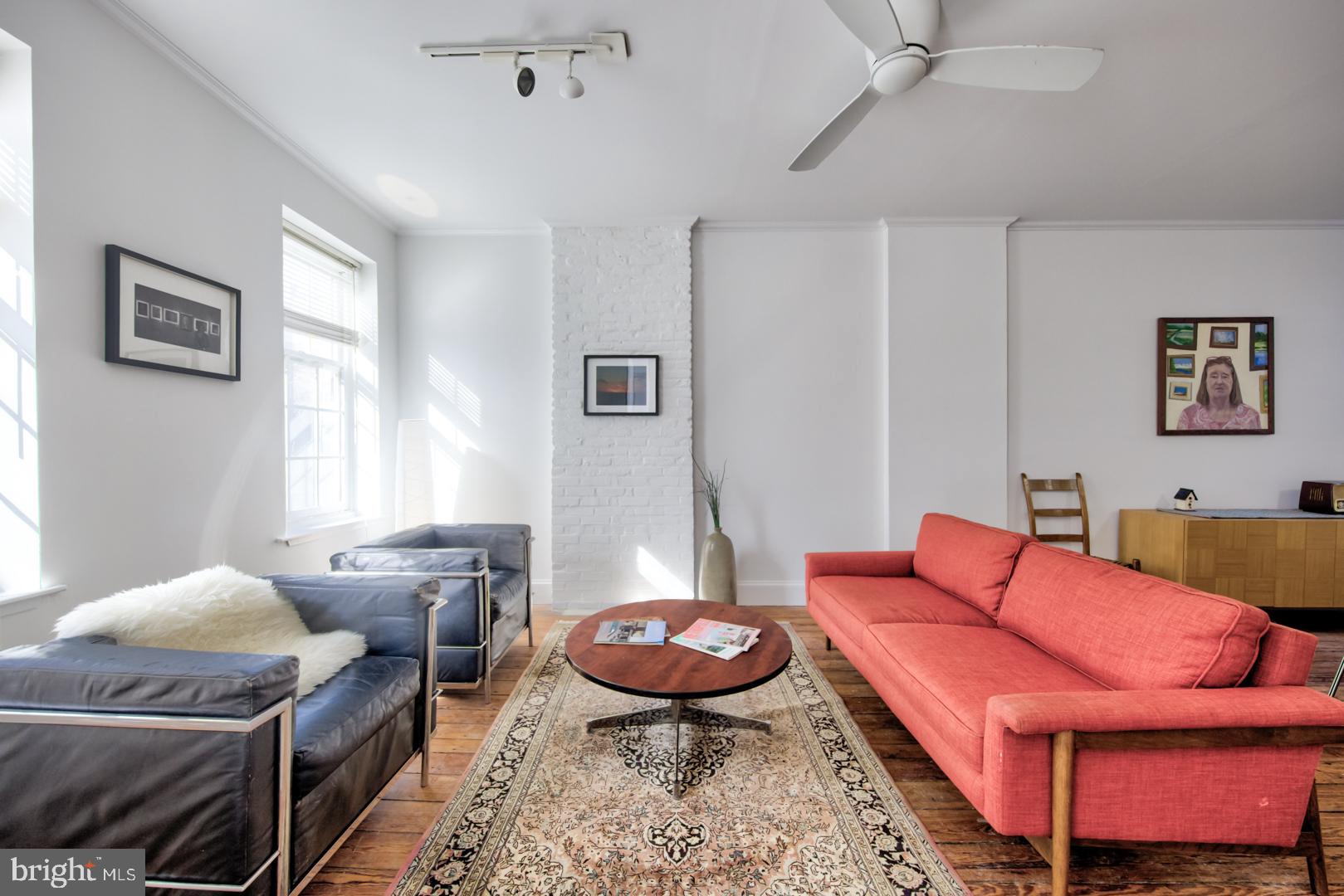 1807 Pemberton Street Philadelphia, PA 19146 - Photo 3 of 19