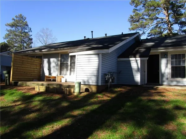 $1,525 | 4441 Township Drive, Unit B, Oakwood, GA 30566