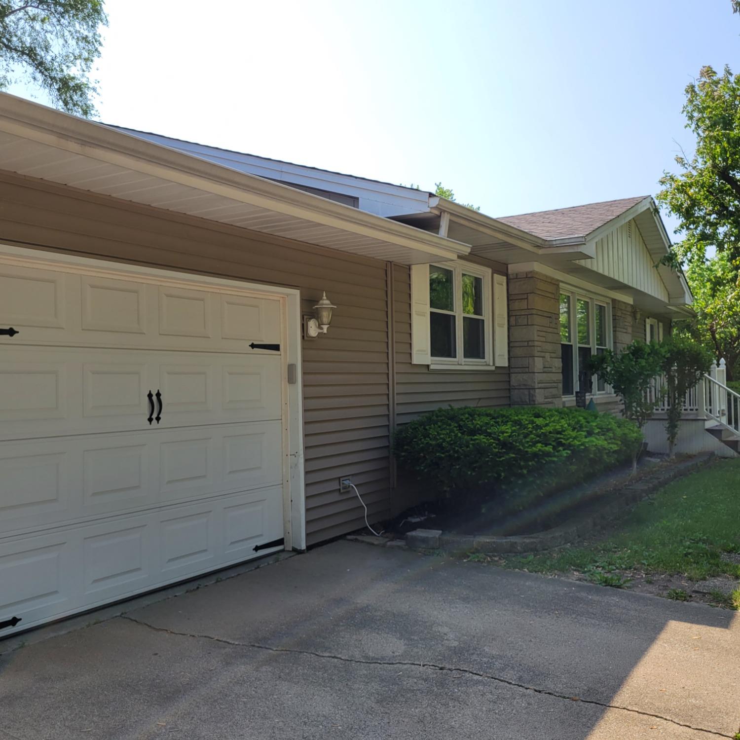 716 South Sherman Street Crown Point, IN 46307 - Photo 2 of 25 front view of a house