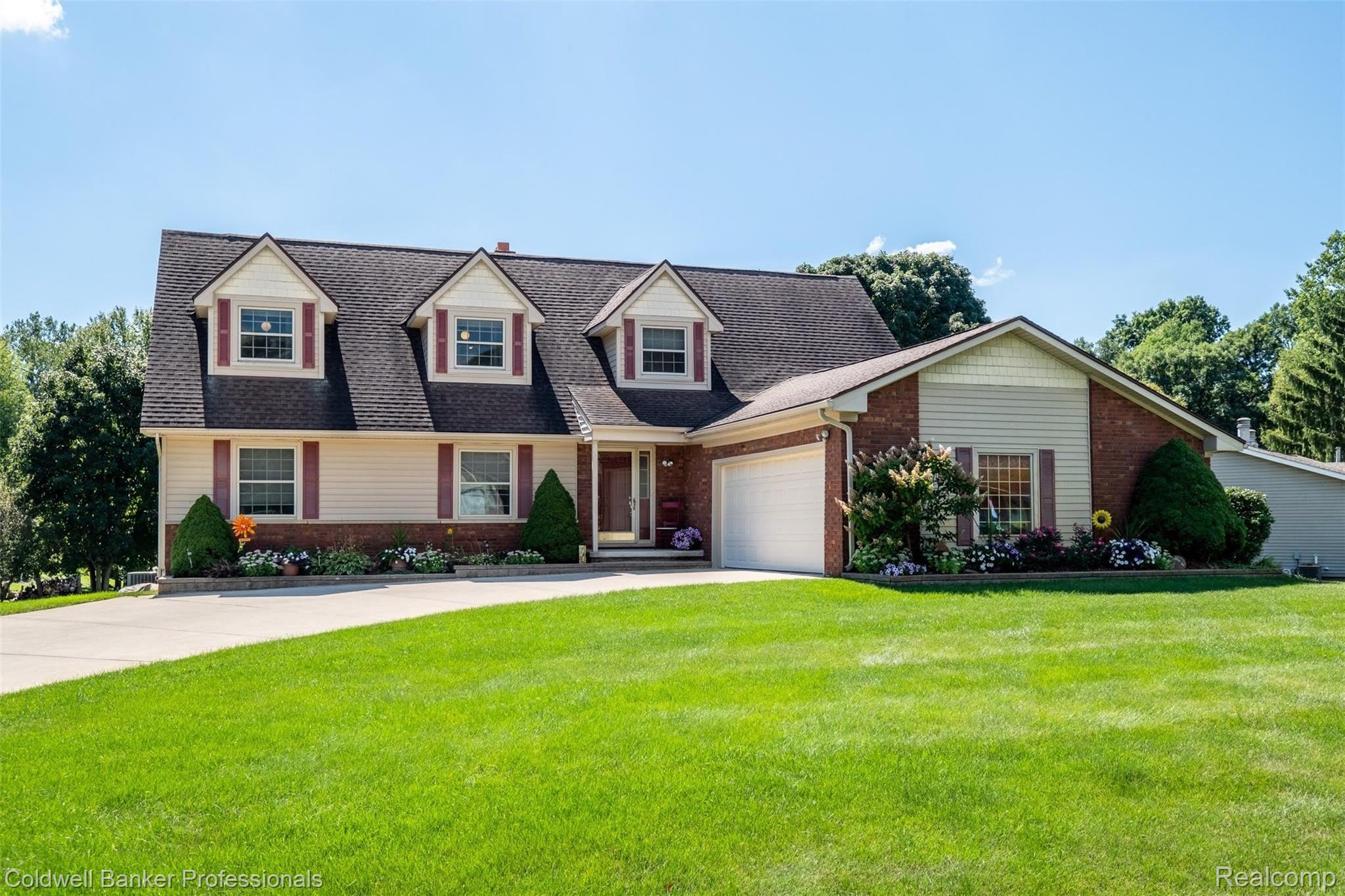 2745 Ripple Way White Lake, MI 48383 - Photo 55 of 58 2745 Ripple Way (8 of 58) - Copy - Copy.jpg
