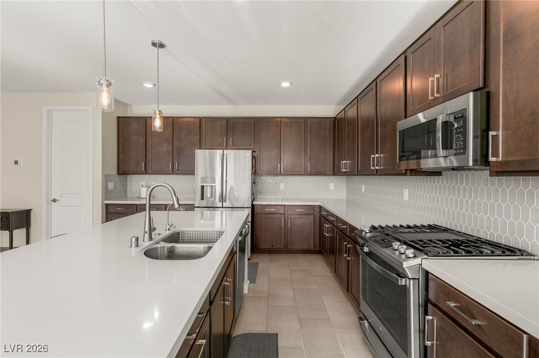 3017 Bounding Home Road North Las Vegas, NV 89086 - Photo 15 of 45