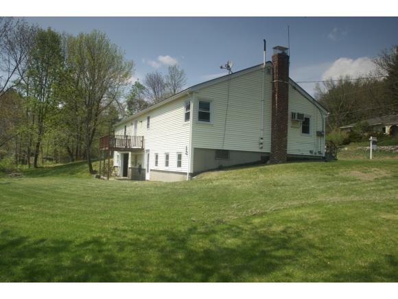 44 Auburn Road Hooksett, NH 03106 - Photo 1 of 22