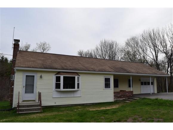44 Auburn Road Hooksett, NH 03106 - Photo 2 of 22