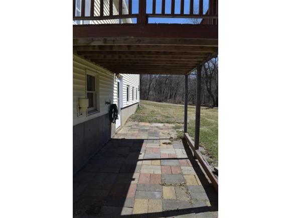 44 Auburn Road Hooksett, NH 03106 - Photo 16 of 22