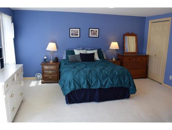 44 Auburn Road Hooksett, NH 03106 - Photo 10 of 22
