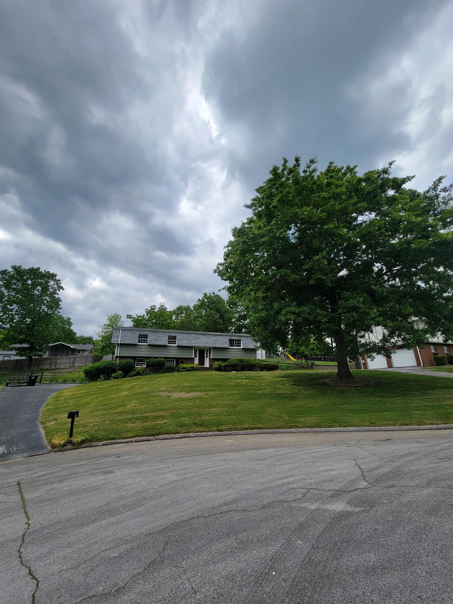 162 Rolling Ridge Court Chattanooga, TN 37421 - Photo 16 of 67 20230506_152819