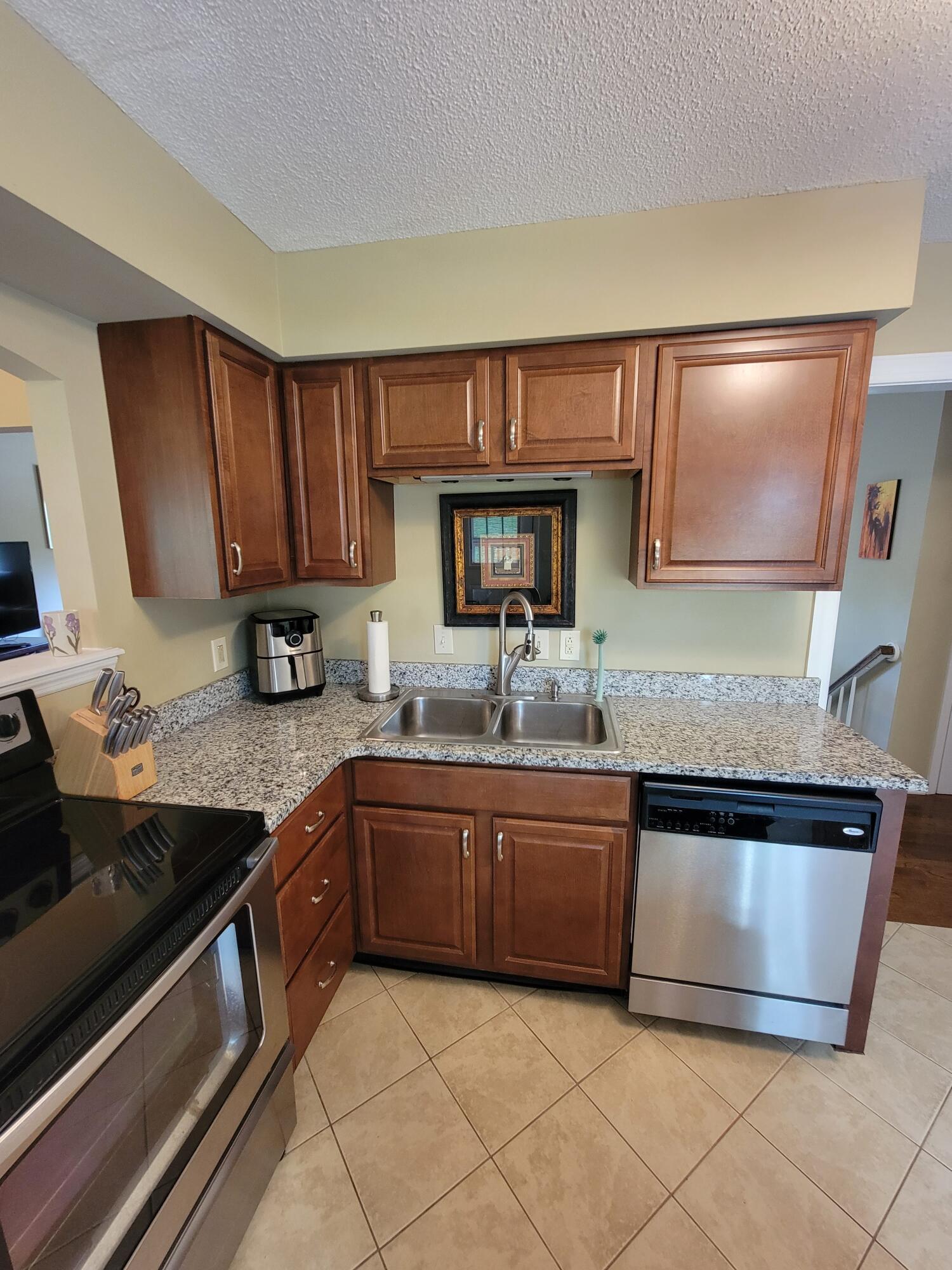 162 Rolling Ridge Court Chattanooga, TN 37421 - Photo 34 of 67 20230506_153416