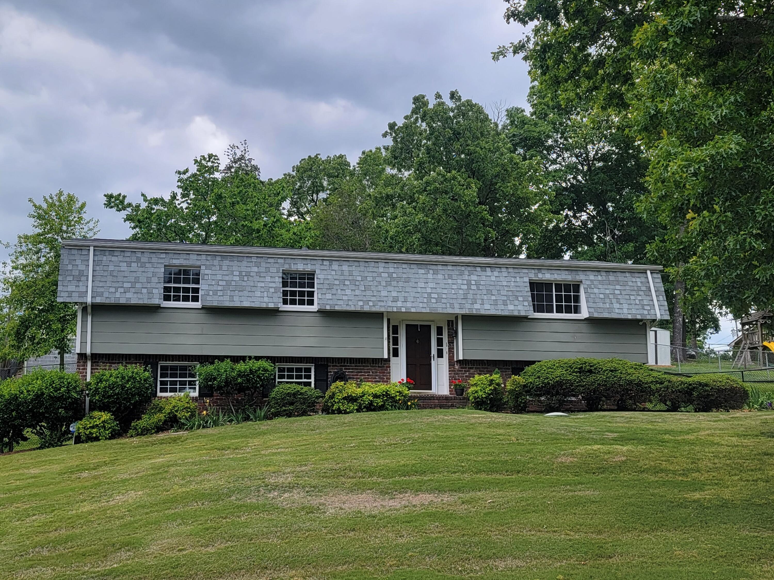 162 Rolling Ridge Court Chattanooga, TN 37421 - Photo 4 of 67 20230506_152810