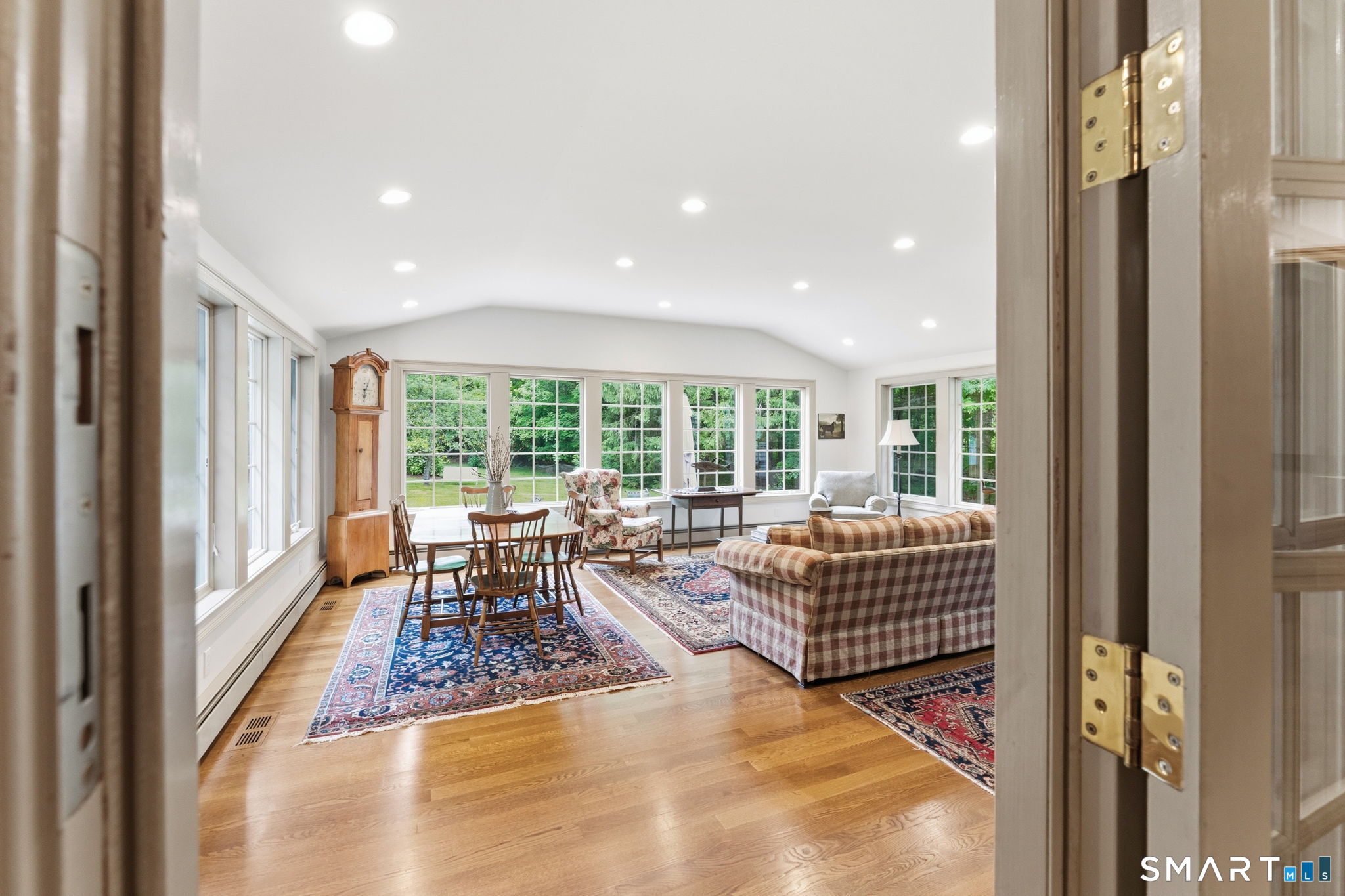 276 Stratton Brook Road Simsbury, CT 06092 - Photo 14 of 40